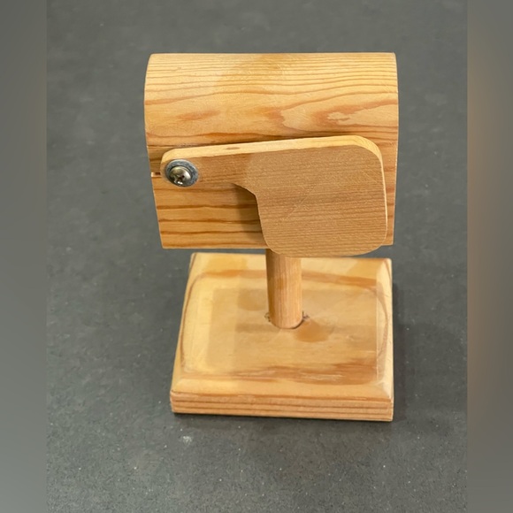 VINTAGE POSTAGE STAMP DISPENSER. Wooden. Mail Box shaped!! - Picture 8 of 9